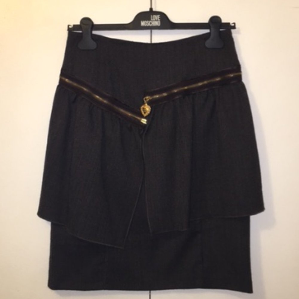 Love Moschino Peplum Pencil Skirt w/ Zipper Accents - NWT - Size 4/6